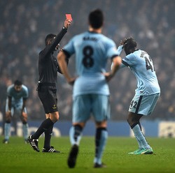 Mewaspadai Potensi Pesta Kartu di Etihad