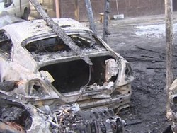 Jarang Diurus, 12 Mobil Mewah Ini Hangus Terbakar Bersamaan