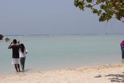 Cantiknya Pulau Pari, Bisa Sembuhkan Fobia!