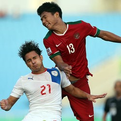 Ini Alasan Riedl Mainkan Bola Panjang Lawan Filipina