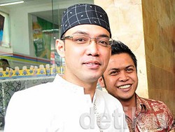Sandy Tumiwa Ganti Nama Jadi Maulana Malik Ibrahim, Lalu Taaruf dengan Ayu