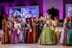Foto: Aksi Hijabers dari 15 Negara di Candi Prambanan