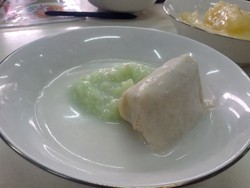 Depot Ketan Duren: Ngemil Ketan Durian a la Thai Ditemani Jus Durian yang Legit