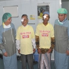 Operasi Katarak di Atas Kapal Hingga Lomba Masak Peringati HUT Armada