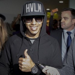 Jus Semangka untuk Rayakan Gelar Juara Dunia Hamilton