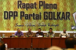 Ical dan Agung Laksono Cs Harus Berebut Beli Dukungan Daerah untuk Munas