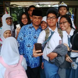 Mendikbud Dorong Guru Ajak Muridnya Aktif di Lingkungan RT