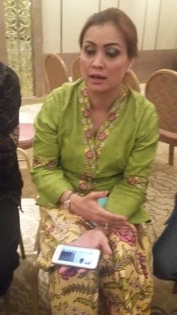 Ratu Boki Jumpa Pers, Tunjukkan Video Detik-detik Penculikan Sultan Ternate