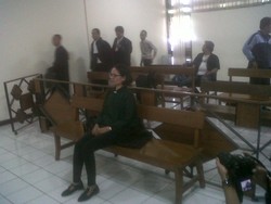 Sidang Kasus UU ITE, Florence Kini Didampingi 4 Pengacara