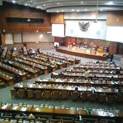 Menkum HAM Ikut Rapat Paripurna, Anggota DPR Malah Menyindir