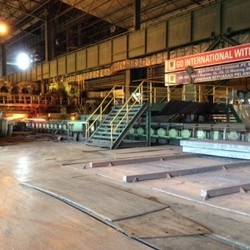 Menengok Pabrik Baja Terbesar di Indonesia