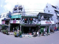 Hei, Anak Tangerang! Ini Pasar Modern Tiap Minggu Sore-Malam yang Nge-hits