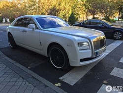 Cristiano Ronaldo Baru Beli Mobil Ultra Mewah