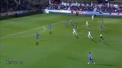 Ikuti Ronaldo, James Rodriguez Jualan Celana Dalam