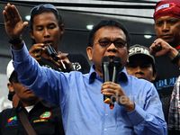 Wakil Ketua DPRD DKI Taufik Temui Buruh