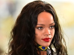 Rihanna Jawab Polemik Soal Album ke-8