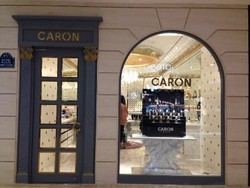 Buka Butik Pertama di Asia, Parfum Mewah Caron Hadir di Plaza Indonesia