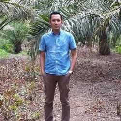 Kukuh, Anak Muda yang Keukeuh Hingga Sukses di Bisnis Racun Hama