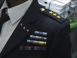 Aneka Ekspresi Jenderal PBB saat Diperiksa Polisi