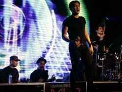 Ini Dia Personel Electron 45