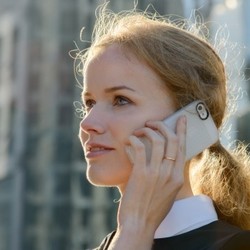 Telkomsel Geser Pelanggan 2G Demi Karpet Merah 4G