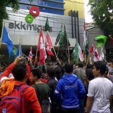 Poros Pemuda Energi Jatim Desak SKK Migas Dibubarkan