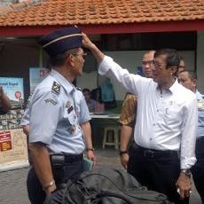 MenkumHAM Soroti Kantor Imigrasi Waru yang Sudah Tidak Layak