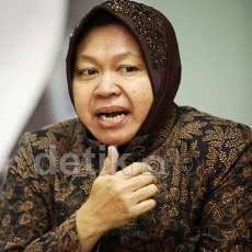 Risma Pakai Aplikasi Line, Camat Genteng: Ini Sangat Efektif