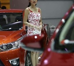Uang Muka Pembelian Mobil di Pameran Dibawa Kabur, Tanggung Jawab Siapa?