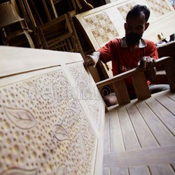 Perusahaan Beromzet Hingga Rp 10 Miliar Tak Wajib Punya Sertifikat Kayu Halal