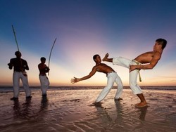 Capoeira Dinobatkan Warisan Budaya Brasil