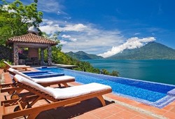 6 Penginapan Tepi Danau Terindah di Dunia, Tergoda?