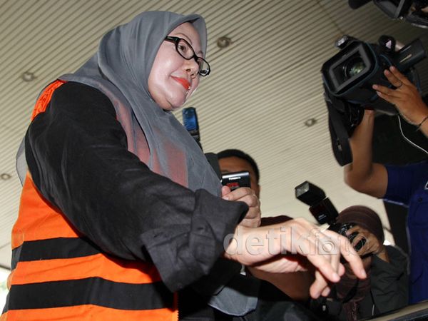 Ratu Atut Kembali Diperiksa KPK