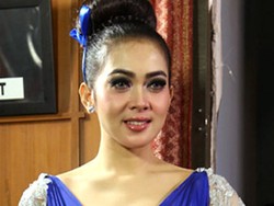 Apakah Syahrini Marah Ketika Jadi Lelucon di Sosial Media?