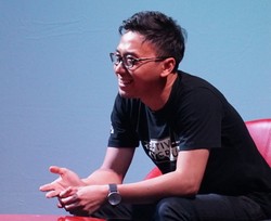 Video Mapping Karya Anak Bandung Berkibar di Moskow