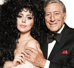 Ini Koleksi Ekslusif dari Lady Gaga Untuk Brand High-Street H&M