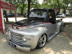 Ditawar Rp 1 Miliar, Pemilik Ford F-1 Tak Mau Lepaskan Mobilnya