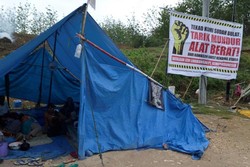 Ada Tenda Warga, Ini Suasana Pembangunan Pabrik Semen di Rembang