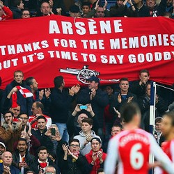 Diminta Mundur oleh Sebagian Suporter Arsenal, Wenger Enggan Berkomentar