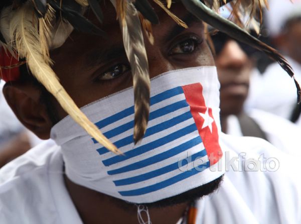 Warga Papua Demo Tuntut Kemerdekaan