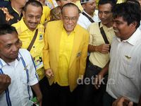 Ical Tutup Islah dengan Agung Laksono cs