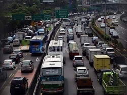Tips Menangani Mobil Mogok di Jalan Tol