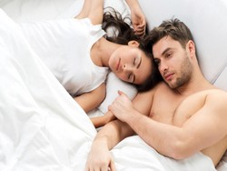 Mengetahui Penyebab Suami Tak Kunjung Orgasme Saat Bercinta