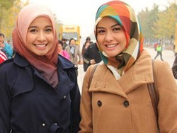 Drama Cinta dan Keindahan Visual di Trailer Assalamualikum Beijing