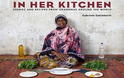 In Her Kitchen, Penjelajahan Fotografer Kumpulkan Resep Nenek Seluruh Dunia