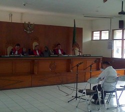 Korupsi Dana Hibah, Politisi Partai Demokrat Ini Dituntut 2 Tahun Penjara