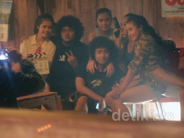 Telusuri The King, Comic 8 Hadapi Cabe-cabean