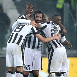 Pirlo Beri Juventus Kemenangan dalam Derby Della Mole