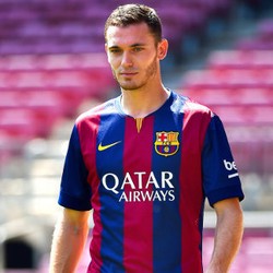 Barca Tak Menyesal Rekrut Vermaelen
