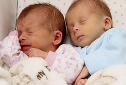 Unik! Meskipun Kembar, Bayi Ini Lahir di Hari yang Berbeda